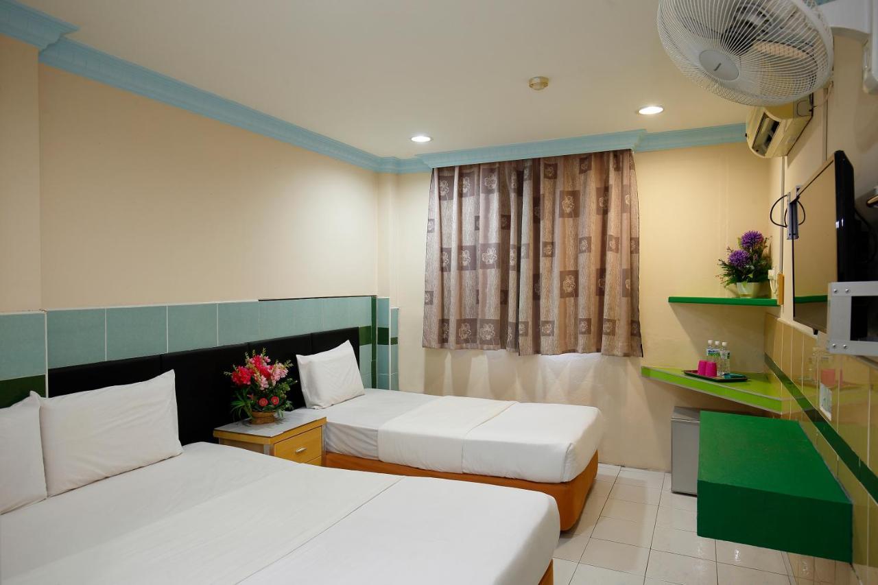 Cosy Inn Miri Exterior photo