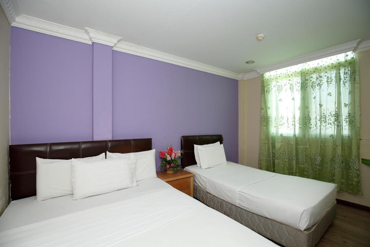 Cosy Inn Miri Exterior photo
